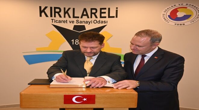 Kuzey Makedonya Cumhuriyeti Ankara Büyükelçisi Dr. Jovan Manasijevski, Kırklareli TSO’nın “Şeref Defteri”ni İmzaladı