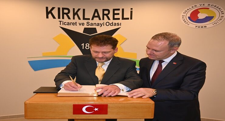 Kuzey Makedonya Cumhuriyeti Ankara Büyükelçisi Dr. Jovan Manasijevski, Kırklareli TSO’nın “Şeref Defteri”ni İmzaladı