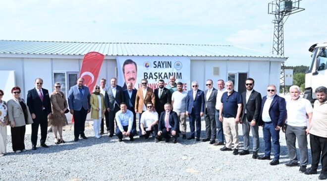 Başkan Soner Ilık, TOBB Başkanı M. Rifat Hisarcıklıoğlu ile Uzunköprü Atatürk Organize Sanayi Bölgesi’ni Ziyaret Etti