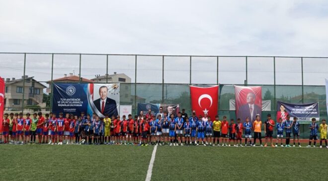 Okul Sporları Küçükler Futbol Müsabakaları Tamamlandı