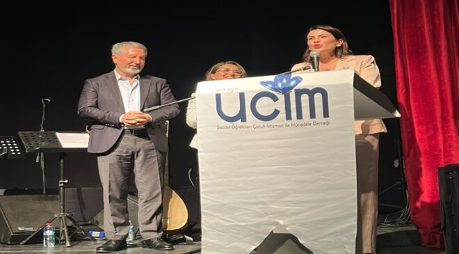 UCİM-Saadet Öğretmen Çocuk İstismar ile Mücadele Derneği Yararına Konser ve İmza Günü Büyük İlgi Gördü
