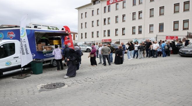BÜYÜKŞEHİR SINAV HEYECANINDA ÖĞRENCİLERİ YALNIZ BIRAKMADI