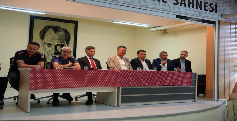 Başkan Sarıkurt Silahtarağa Mahallesi Halk Toplantısına Katıldı (21)