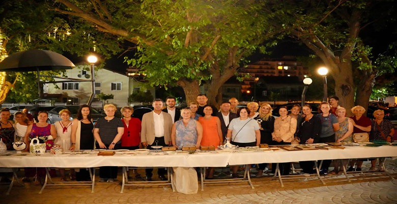 Başkan Sarıkurt Üreten Kadınların Gururuna Ortak Oldu (5)