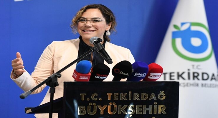 CANDAN BAŞKAN: “HİZMETİN ÖNÜNDE ENGEL TANIMIYORUZ”