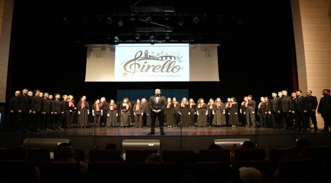 Çorlu’nun İlk Çoksesli Korosu “Sirello” İlk Konseriyle Büyüledi