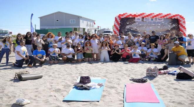 Yenice Sahili’nde Uluslararası Yoga Günü Coşkusu