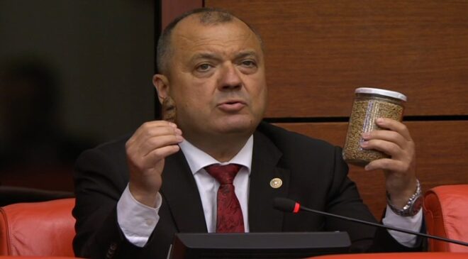 “Üç Kilo Buğday Satan Çiftçi Ancak 1 Adet Tekirdağ Köftesi Yiyebiliyor!”