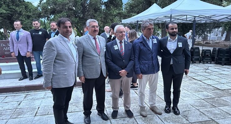TEKİRDAĞ NKÜ REKTÖRÜ PROF. DR. MÜMİN ŞAHİN, BATI TRAKYA’DA DR. SADIK AHMET’İ ANMA TÖRENLERİNE KATILDI VE TEMASLARDA BULUNDU
