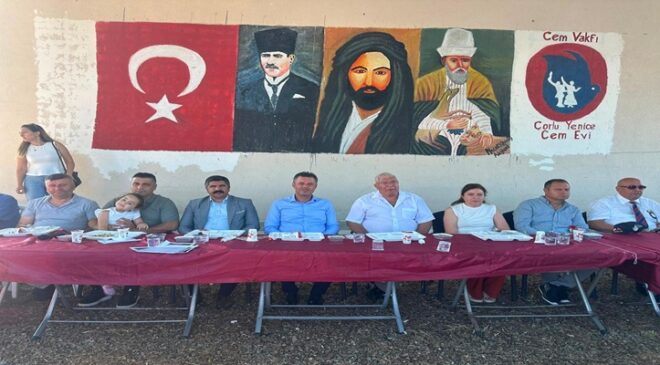Başkan Sarıkurt, Cem Vakfı Yenice Şubesi’nin Aşure ve Lokma Etkinliğine Katıldı
