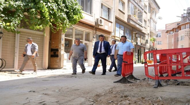 Başkan Sarıkurt, Kemalettin Mahallesi’ndeki Yol Çalışmalarını İnceledi