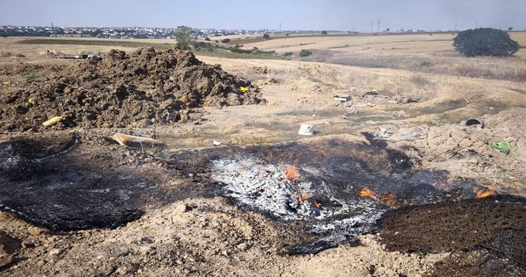 Şantiye Alanındaki Atık Yangınına Zabıta Müdahalesi