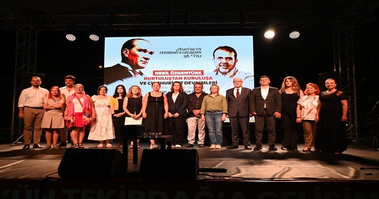 98 YILLIK GURUR ZAFER COŞKUSUYLA TAÇLANDI