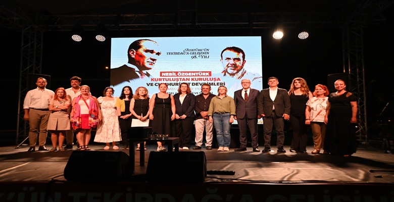 98 YILLIK GURUR ZAFER COŞKUSUYLA TAÇLANDI (8)