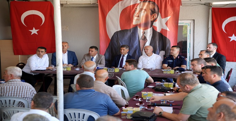Başkan Sarıkurt Şahpaz Mahallesi Halk Toplantısına Katıldı (4)