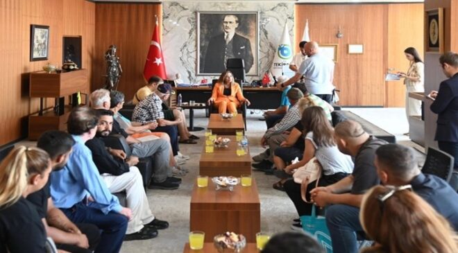 CANDAN BAŞKAN’DAN HALK GÜNÜ’NDE YÜZ YÜZE ÇÖZÜM MESAİSİ
