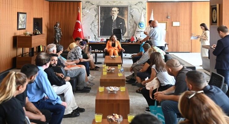 CANDAN BAŞKAN’DAN HALK GÜNÜ’NDE YÜZ YÜZE ÇÖZÜM MESAİSİ
