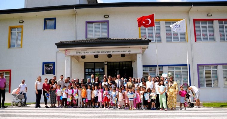Çorlu Belediyesi Emine Ali Yeter Eğitim Merkezi Yaz Okulu Tamamlandı (4)