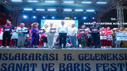 SARAY’DA HALK DANSLARI GECESİNE YOĞUN İLGİ2