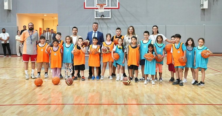 Yaz Spor Okullarında Coşku Sürüyor (1)