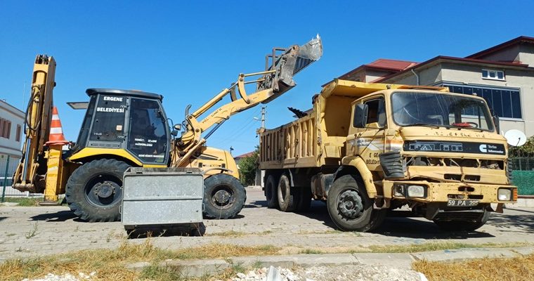 ERGENE’DE HER MAHALLEDE ATIK TEMİZLİĞİ