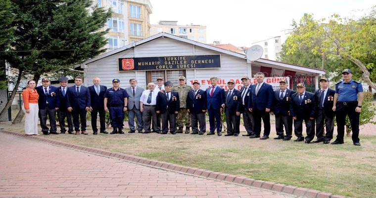 Başkan Sarıkurt’tan Gaziler Gününde Anlamlı Ziyaretler (10)