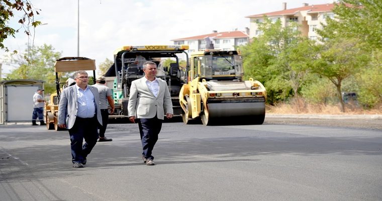 Başkan Sarıkurt’tan Yol Çalışmaları ve Esnaf Ziyareti