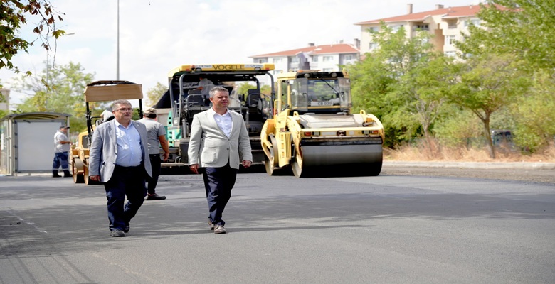 Başkan Sarıkurt’tan Yol Çalışmaları ve Esnaf Ziyareti (1)