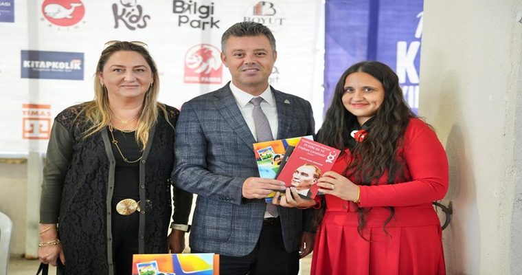 Çorlu’da Kitap Rüzgârı Esti (1)