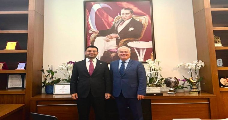 PROF. DR. ERDOĞAN GÜLTEKİN’DEN İZZET VOLKAN’A TEBRİK ZİYARETİ