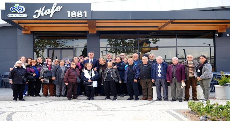 Başkan Sarıkurt Yaşayan Çınarlarla Buluştu