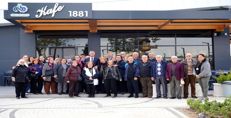 Başkan Sarıkurt Yaşayan Çınarlarla Buluştu (10)